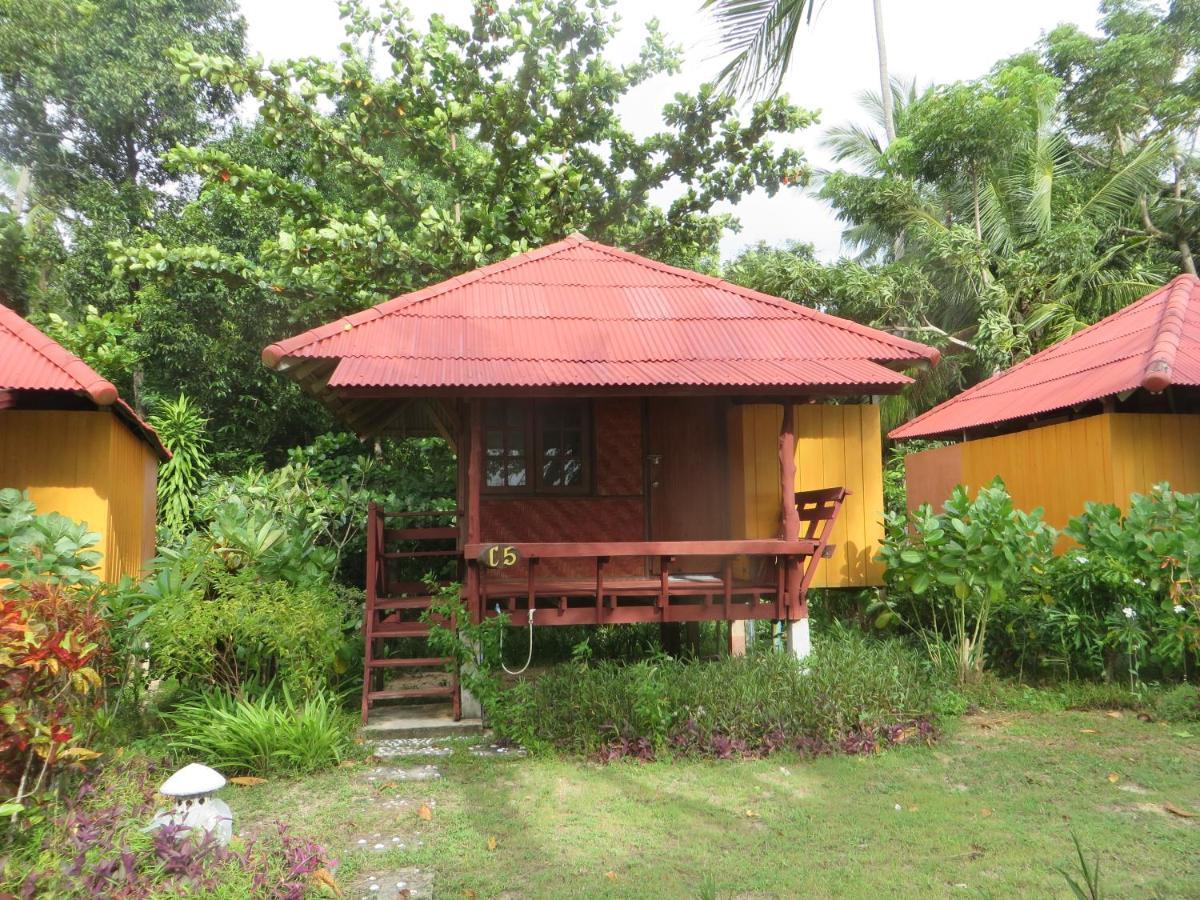 Le Dugong Libong Resort Extérieur photo